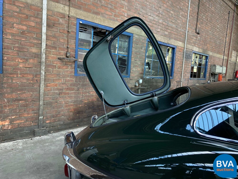 Jaguar E-Typ 4.2 Series II Fixed Head Coupe 265 PS 1976, -Org NL- 94-FL-58.