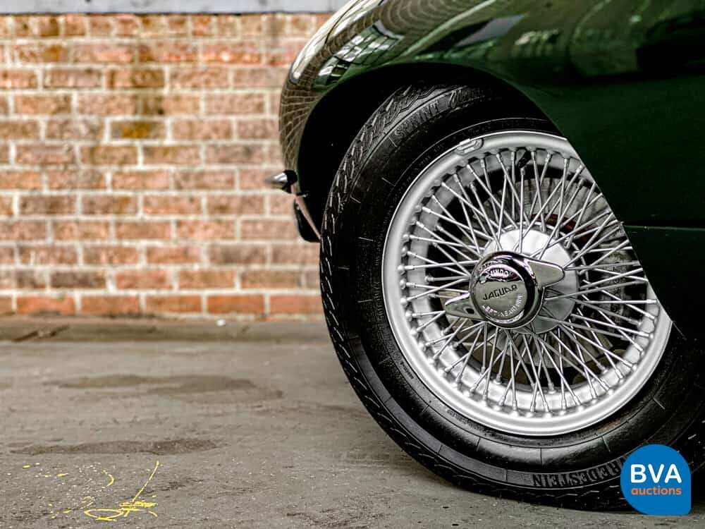 Jaguar E-Typ 4.2 Series II Fixed Head Coupe 265 PS 1976, -Org NL- 94-FL-58.
