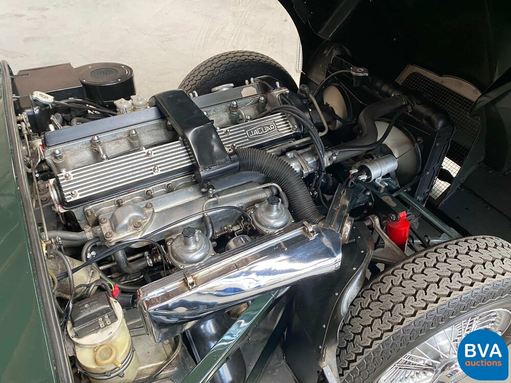 Jaguar E-Typ 4.2 Series II Fixed Head Coupe 265 PS 1976, -Org NL- 94-FL-58.