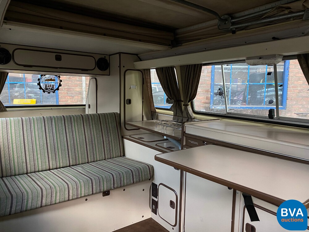 Volkswagen T3 Westfalia Camper Transporter 1982, J-680-JT.
