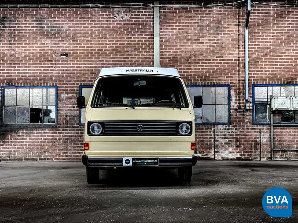 Volkswagen T3 Westfalia Camper Transporter 1982, J-680-JT.