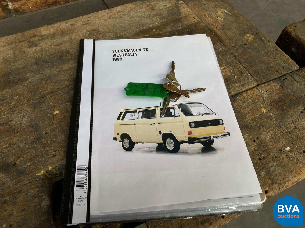 Volkswagen T3 Westfalia Camper Transporter 1982, J-680-JT.