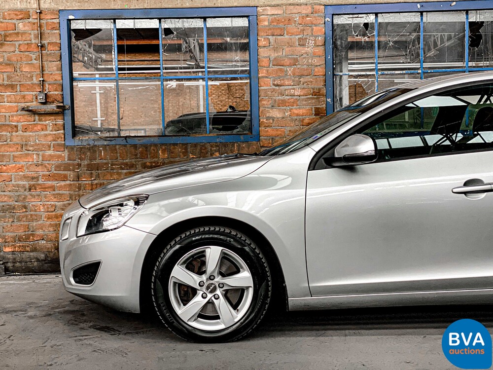 Volvo S60 2.0T Intro Edition 203pk 2010 -Original NL-, 02-NJL-9.