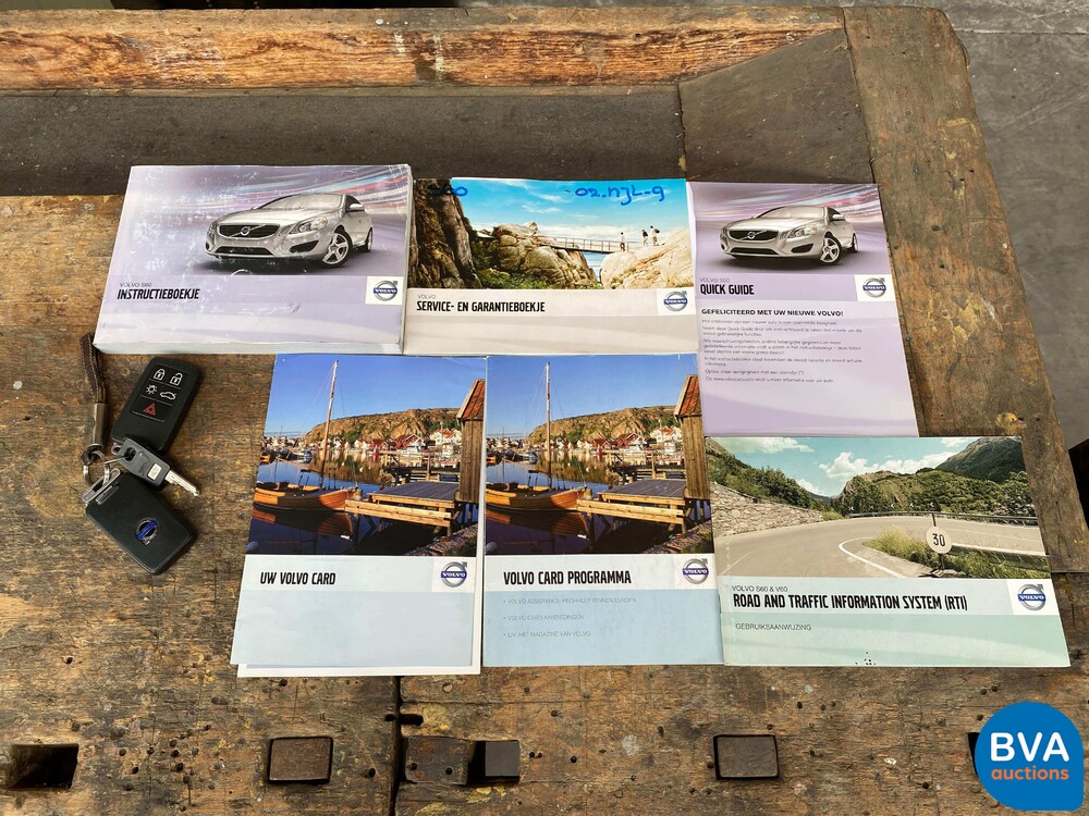 Volvo S60 2.0T Intro Edition 203pk 2010 -Original NL-, 02-NJL-9.