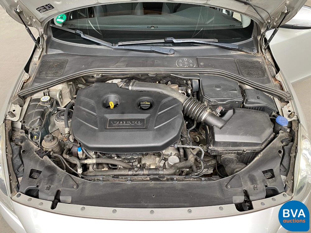 Volvo S60 2.0T Intro Edition 203pk 2010 -Original NL-, 02-NJL-9.
