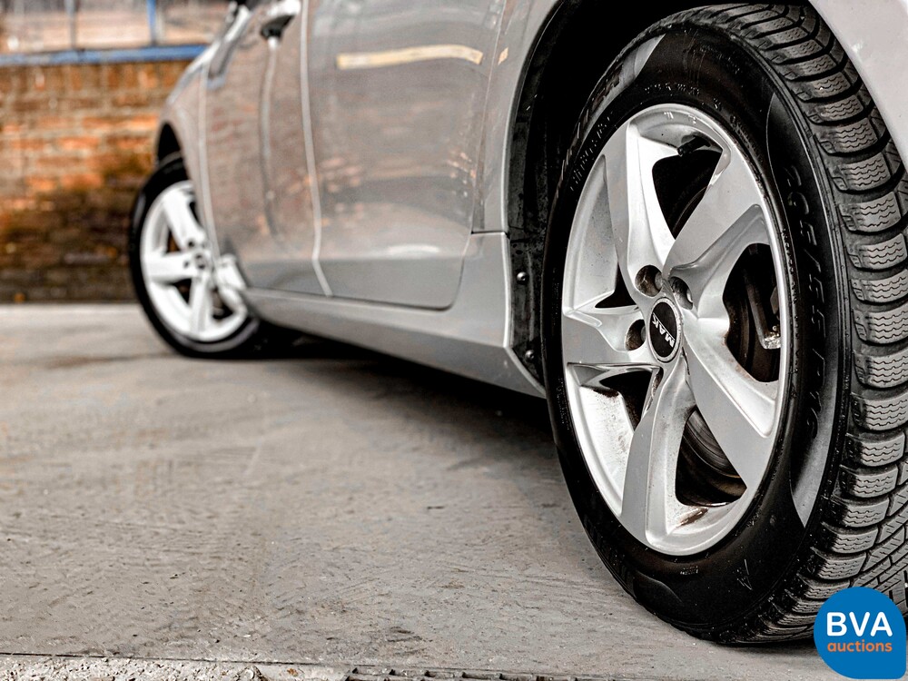 Volvo S60 2.0T Intro Edition 203pk 2010 -Original NL-, 02-NJL-9.