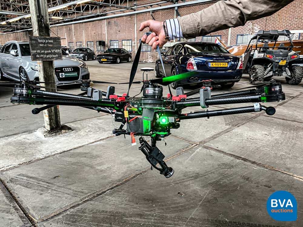 DJI Spreading Wings S1000 Drone.