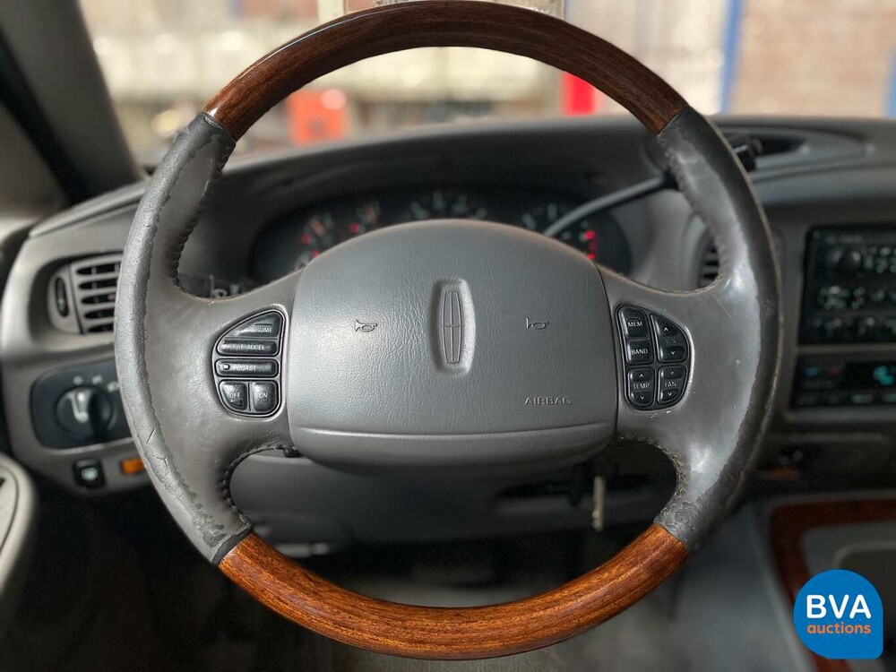 Ford Lincoln Navigator 272pk 7-Personen 1998, TV-VN-26.