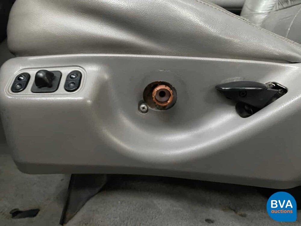 Ford Lincoln Navigator 272pk 7-Personen 1998, TV-VN-26.