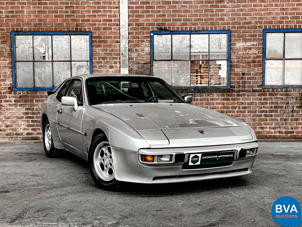 Porsche 944 Coupe Typ 2 1985.