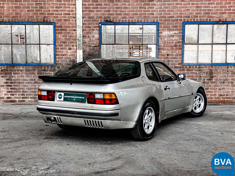 Porsche 944 Coupe Typ 2 1985.
