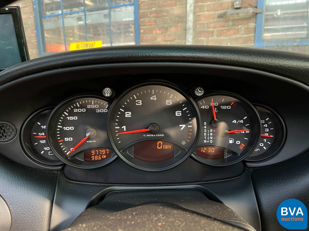 Porsche 911 Carrera 4 996 3.4 300 PS 2000 YOUNGTIMER.