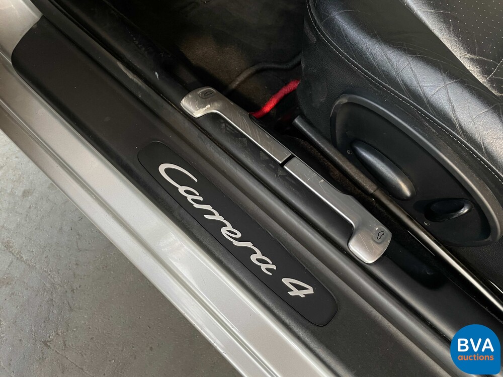 Porsche 911 Carrera 4 996 3.4 300 PS 2000 YOUNGTIMER.
