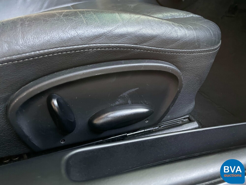 Porsche 911 Carrera 4 996 3.4 300 PS 2000 YOUNGTIMER.