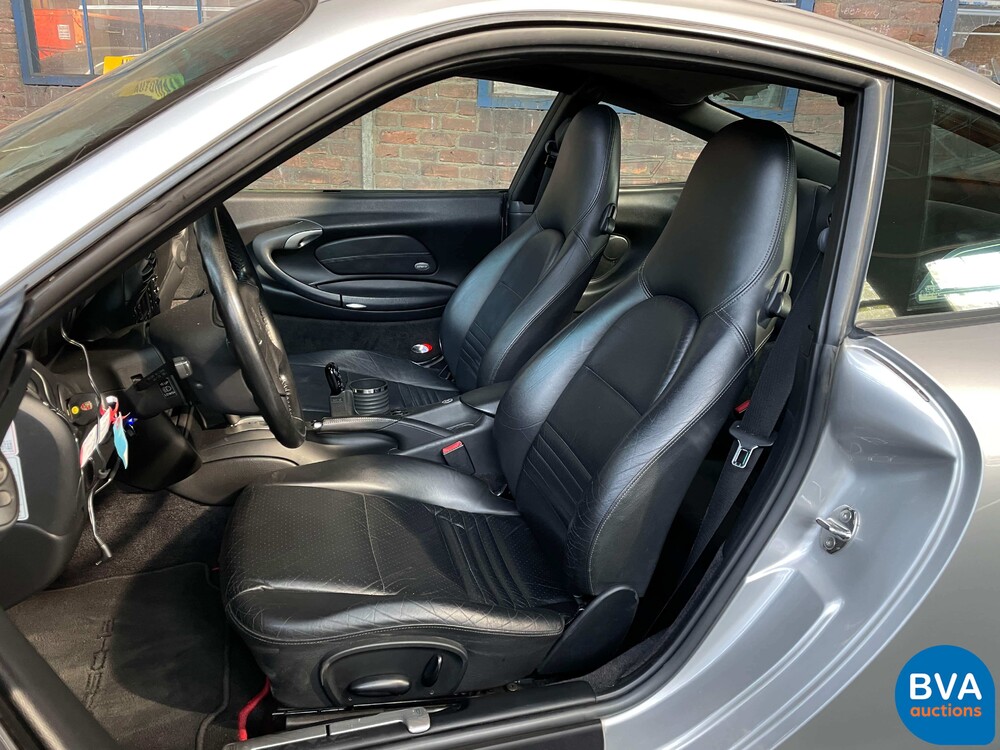 Porsche 911 Carrera 4 996 3.4 300 PS 2000 YOUNGTIMER.