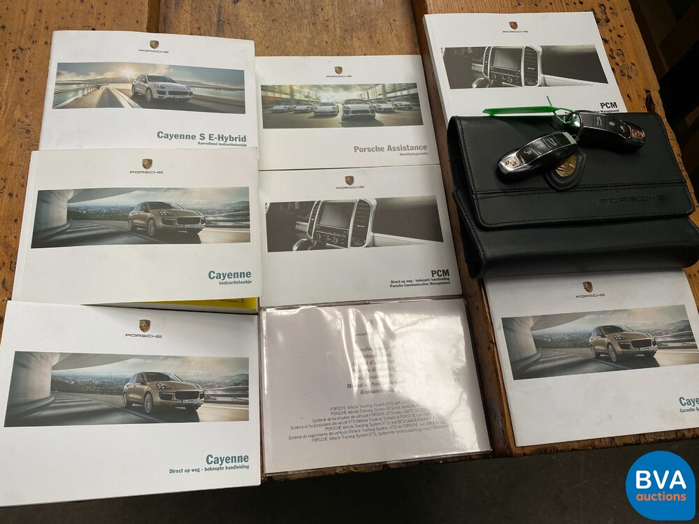 Porsche Cayenne 3.0 S E-Hybrid Sportchrono 462pk Plug-In Hybrid 2015 -Original NL-, 6-ZGG-67.