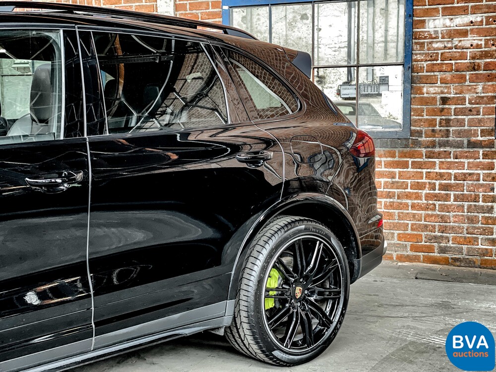 Porsche Cayenne 3.0 S E-Hybrid Sportchrono 462pk Plug-In Hybrid 2015 -Original NL-, 6-ZGG-67.