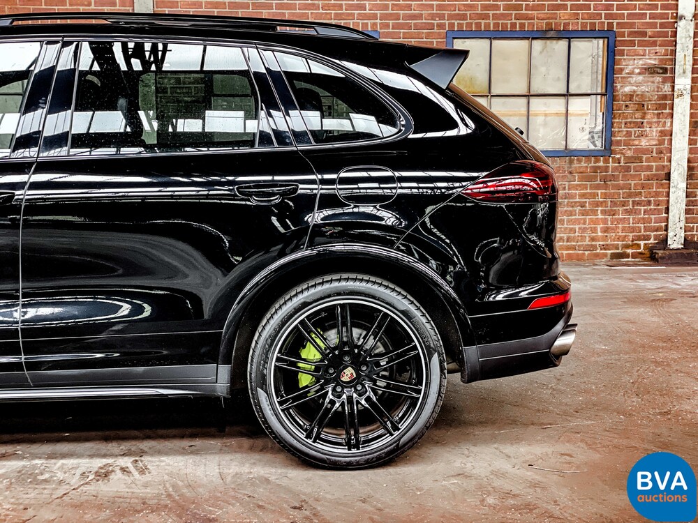Porsche Cayenne 3.0 S E-Hybrid Sportchrono 462pk Plug-In Hybrid 2015 -Original NL-, 6-ZGG-67.