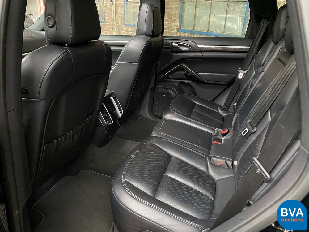 Porsche Cayenne 3.0 S E-Hybrid Sportchrono 462pk Plug-In Hybrid 2015 -Original NL-, 6-ZGG-67.