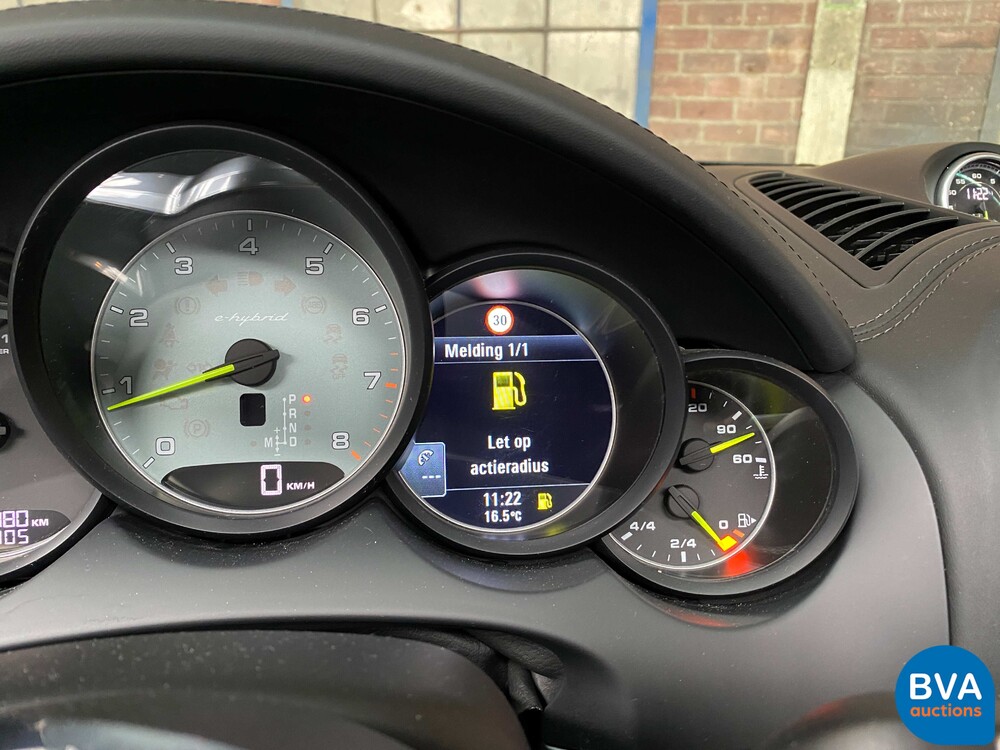 Porsche Cayenne 3.0 S E-Hybrid Sportchrono 462pk Plug-In Hybrid 2015 -Original NL-, 6-ZGG-67.