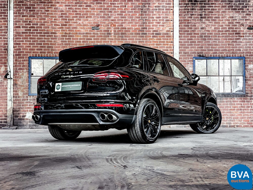 Porsche Cayenne 3.0 S E-Hybrid Sportchrono 462pk Plug-In Hybrid 2015 -Original NL-, 6-ZGG-67.