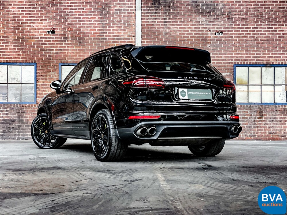 Porsche Cayenne 3.0 S E-Hybrid Sportchrono 462pk Plug-In Hybrid 2015 -Original NL-, 6-ZGG-67.