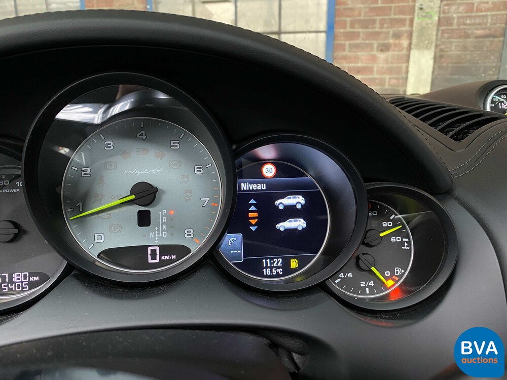 Porsche Cayenne 3.0 S E-Hybrid Sportchrono 462pk Plug-In Hybrid 2015 -Original NL-, 6-ZGG-67.