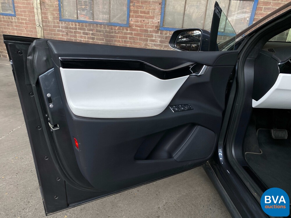 Tesla Model X 100D 417pk 2017 -Original NL-, RD-274-F.
