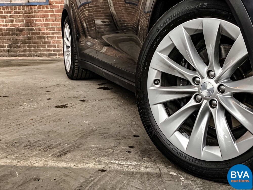 Tesla Model X 100D 417pk 2017 -Original NL-, RD-274-F.