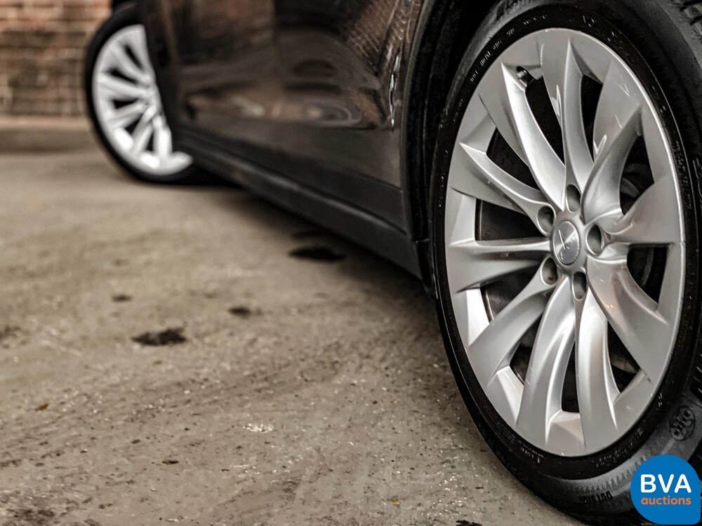 Tesla Model X 100D 417pk 2017 -Original NL-, RD-274-F.