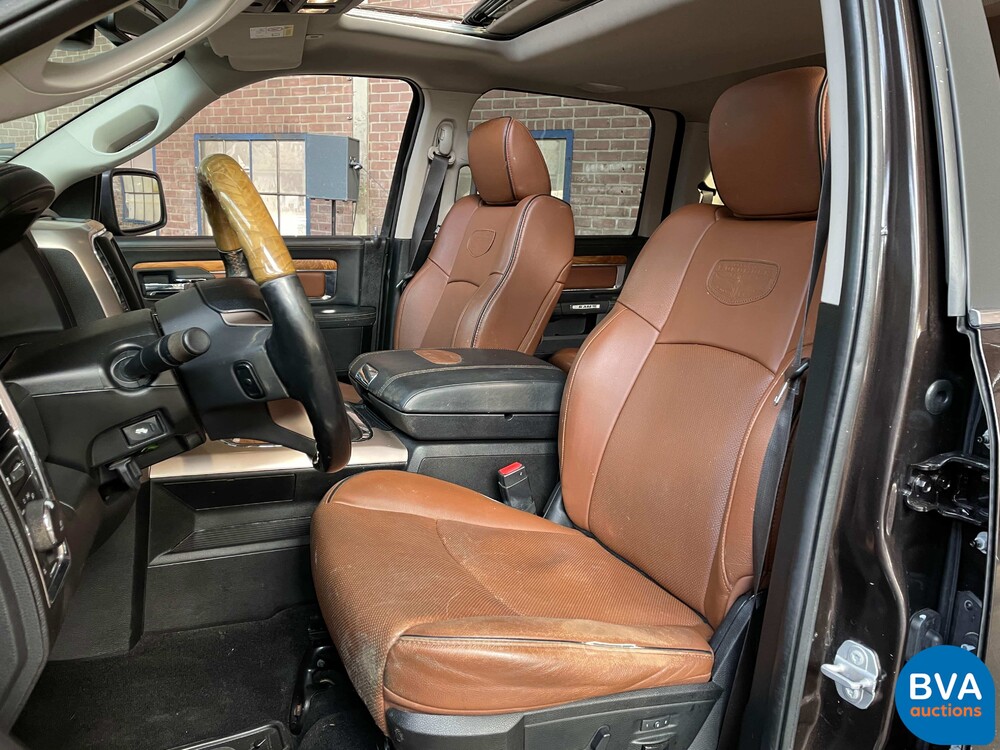 Dodge RAM 1500 Crew Cab 5.7L V8 Longhorn 401 PS 2017, -Org NL- V-737-JX.