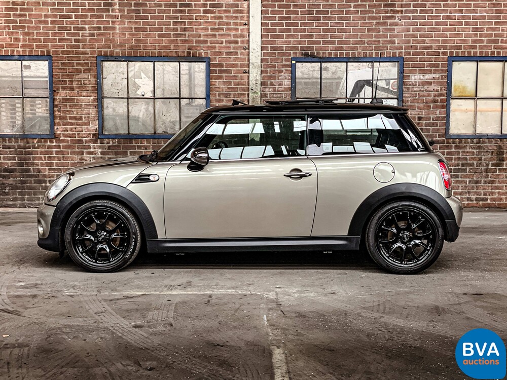 Mini-Cooper 1.6 10 Jahre II 122PS 2011 -Org NL-, 39-PSB-6.
