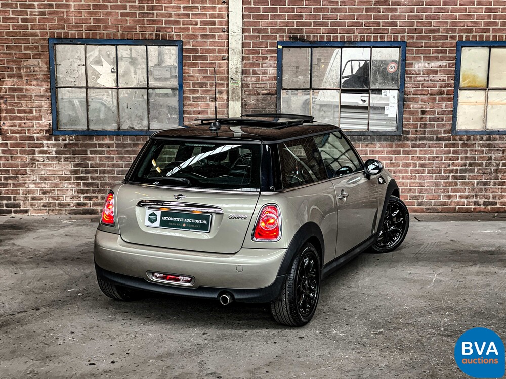 Mini-Cooper 1.6 10 Jahre II 122PS 2011 -Org NL-, 39-PSB-6.