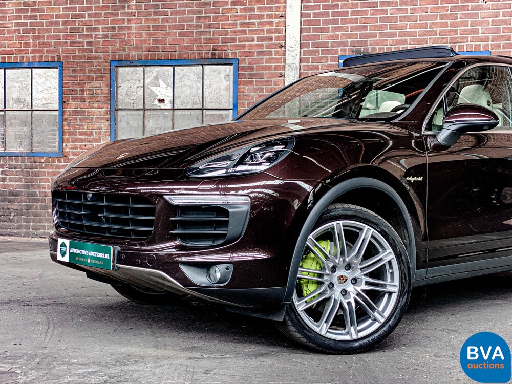 Porsche Cayenne 3.0 S E-Hybrid 462pk Plug-In Hybrid 2015 -Original NL-, GK-506-R.