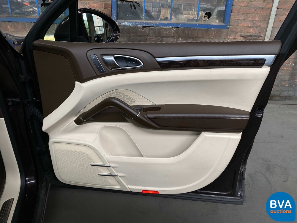 Porsche Cayenne 3.0 S E-Hybrid 462pk Plug-In Hybrid 2015 -Original NL-, GK-506-R.