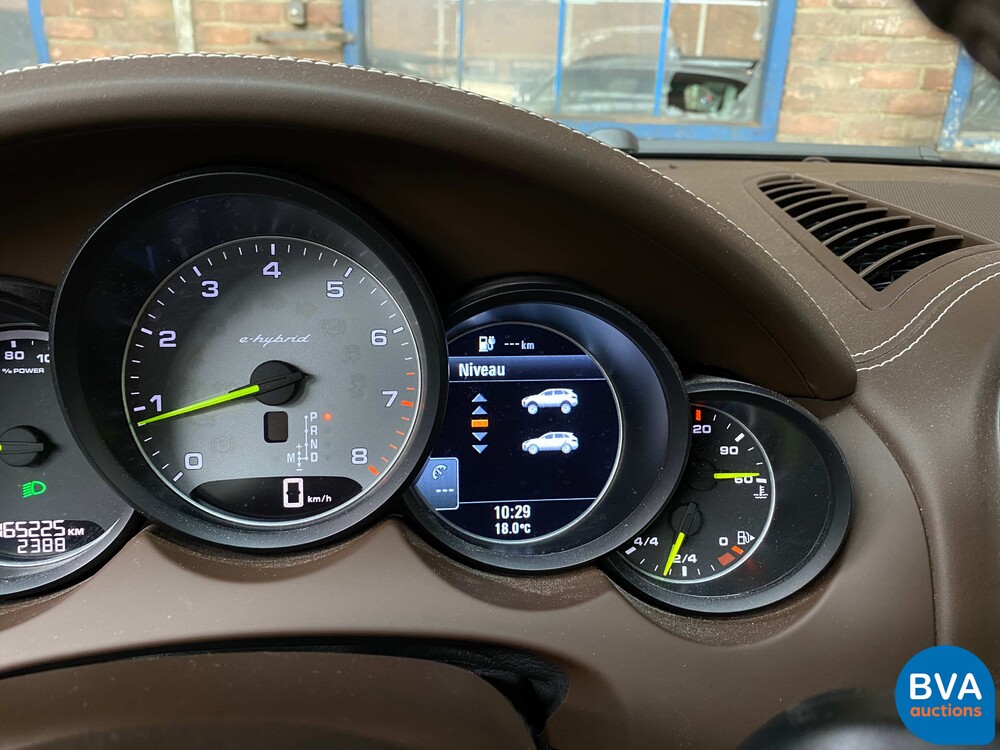 Porsche Cayenne 3.0 S E-Hybrid 462pk Plug-In Hybrid 2015 -Original NL-, GK-506-R.