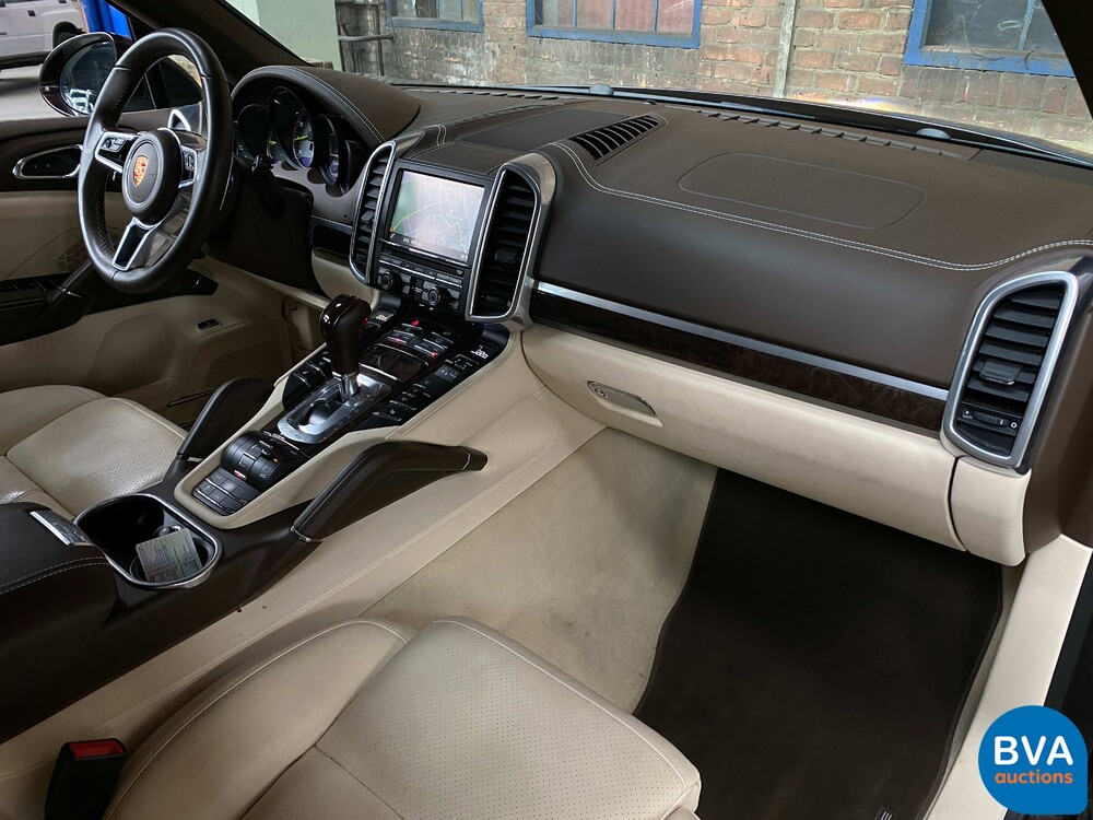 Porsche Cayenne 3.0 S E-Hybrid 462pk Plug-In Hybrid 2015 -Original NL-, GK-506-R.