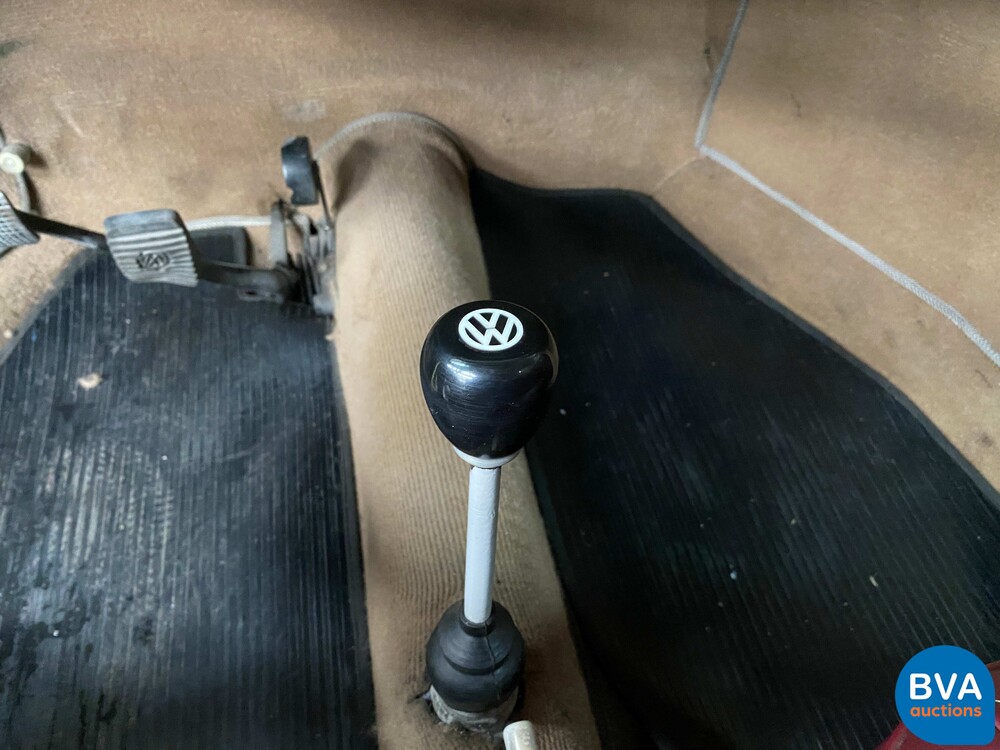 Volkswagen Käfer 1600 Ovales Faltdach.