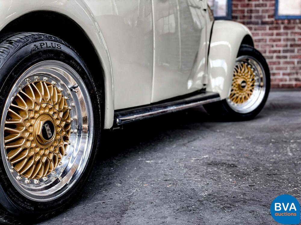 Volkswagen Käfer 1600 Ovales Faltdach.