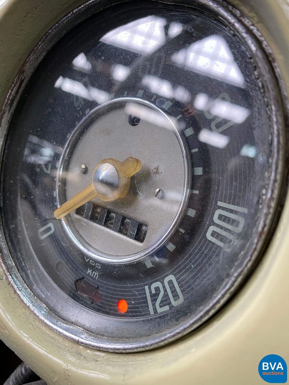 Volkswagen Käfer 1600 Ovales Faltdach.