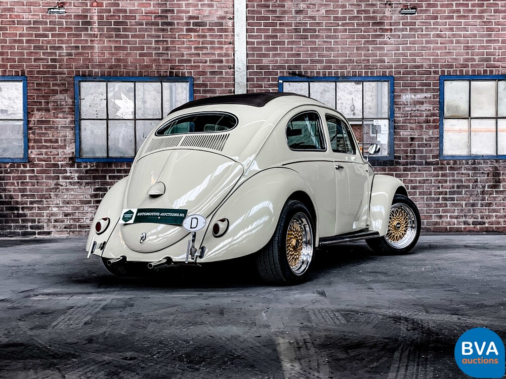 Volkswagen Käfer 1600 Ovales Faltdach.