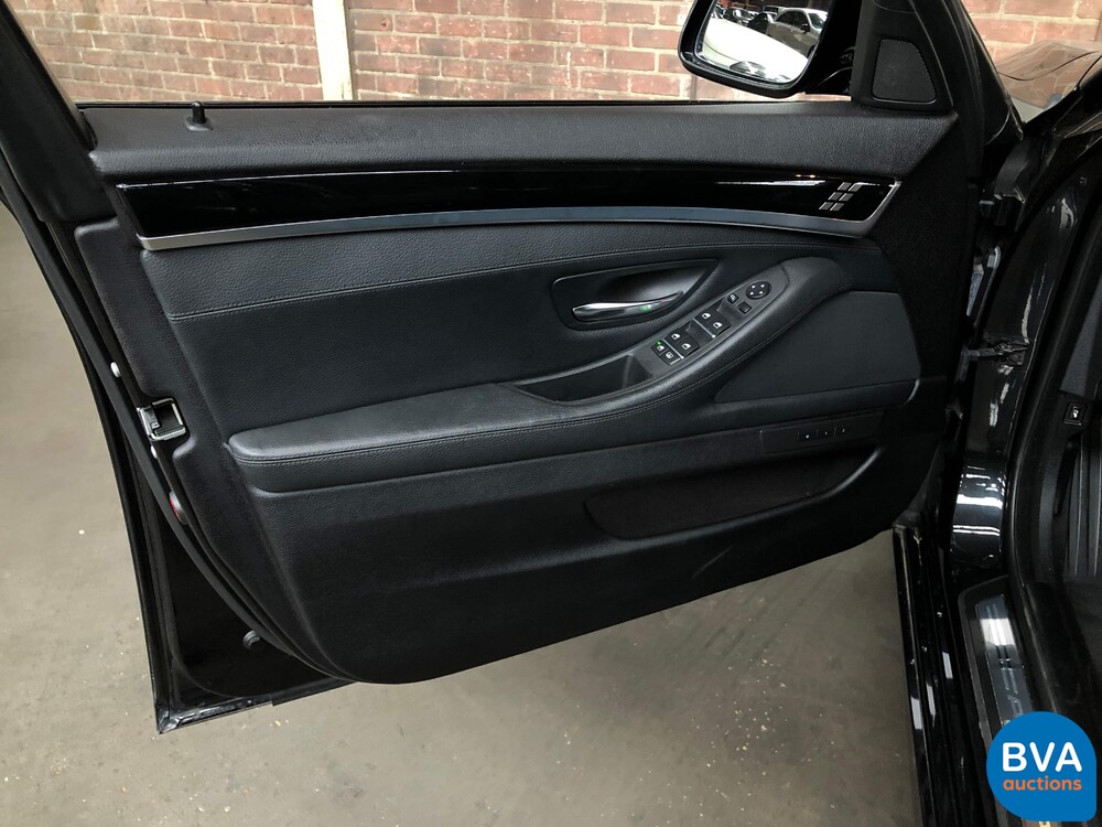 BMW Alpina B5 F10 Triple Black 507pk 700Nm 2011, NL Zulassung.