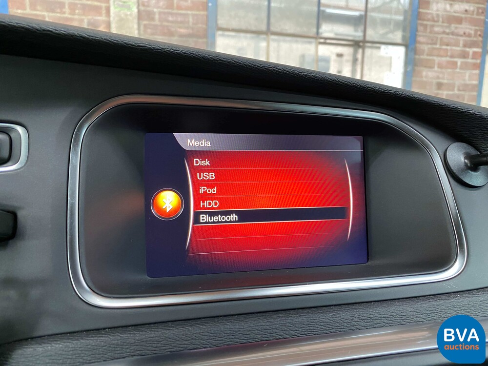 Volvo V40 2.0 D2 Nordic+ Facelift, PK-783-J.