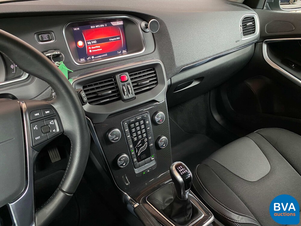 Volvo V40 2.0 D2 Nordic+ Facelift, PK-783-J.