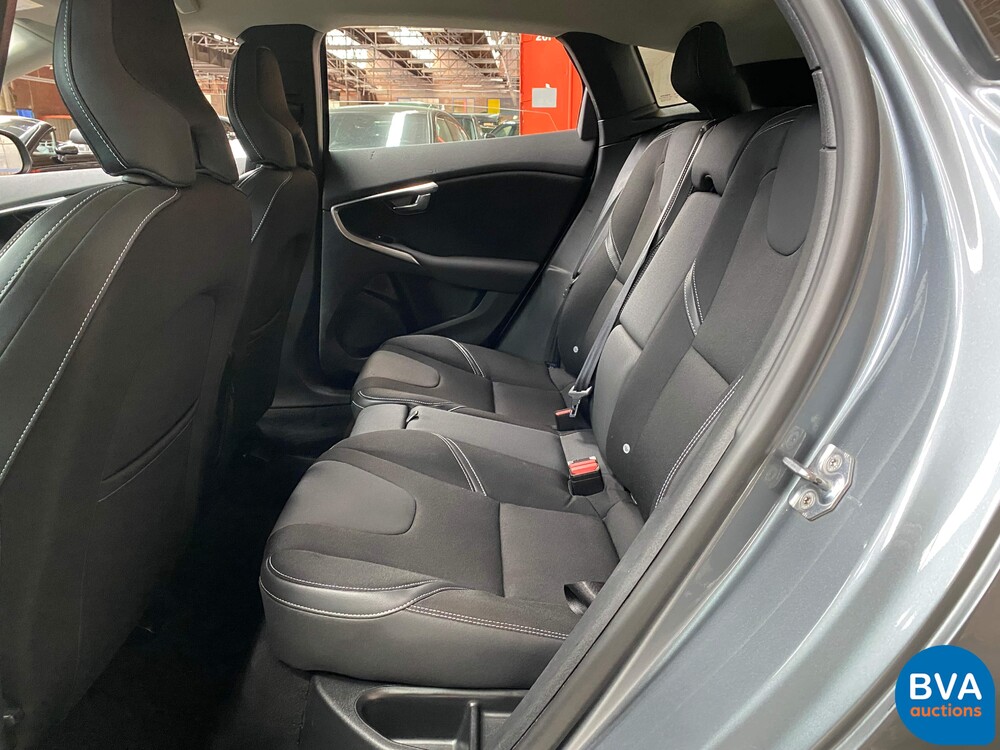 Volvo V40 2.0 D2 Nordic+ Facelift, PK-783-J.