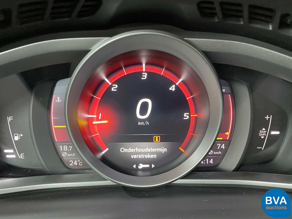 Volvo V40 2.0 D2 Nordic+ Facelift, PK-783-J.