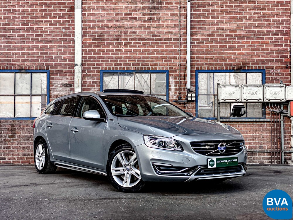 Volvo V60 2.4 D6 AWD Plug-In Hybrid Summum 2013 -Origineel NL-, 8-SKS-97