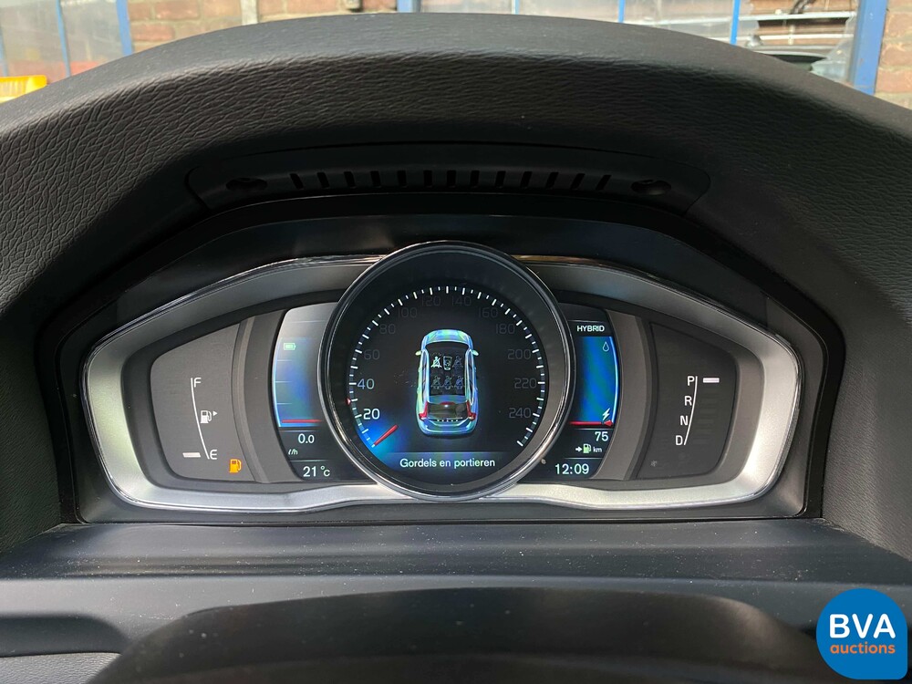 Volvo V60 2.4 D6 AWD Plug-In Hybrid Summum 2013 -Origineel NL-, 8-SKS-97