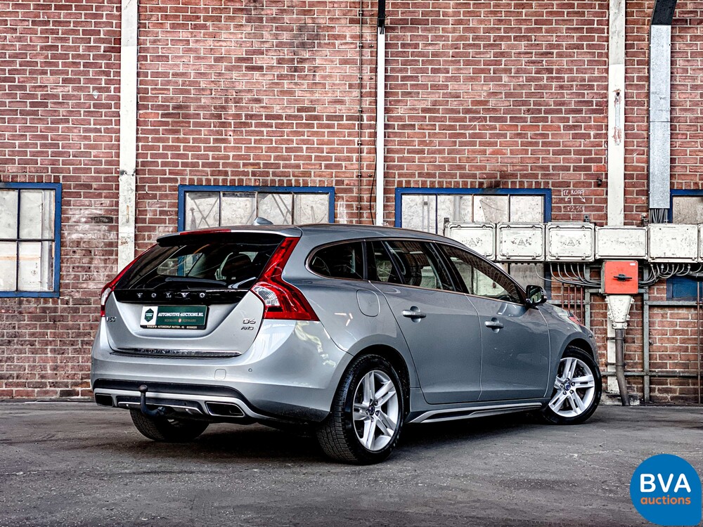 Volvo V60 2.4 D6 AWD Plug-In Hybrid Summum 2013 -Origineel NL-, 8-SKS-97