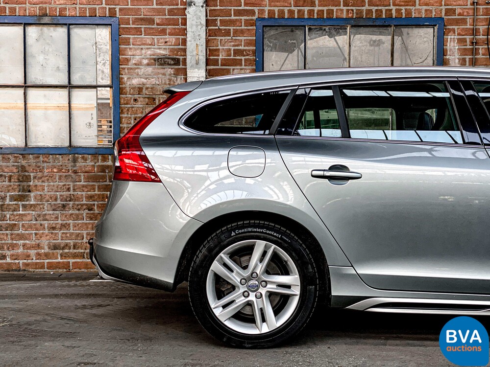 Volvo V60 2.4 D6 AWD Plug-In Hybrid Summum 2013 -Origineel NL-, 8-SKS-97